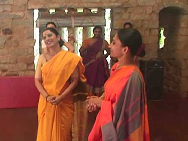 Odissi Dancers Surupa Sen And Bijayini